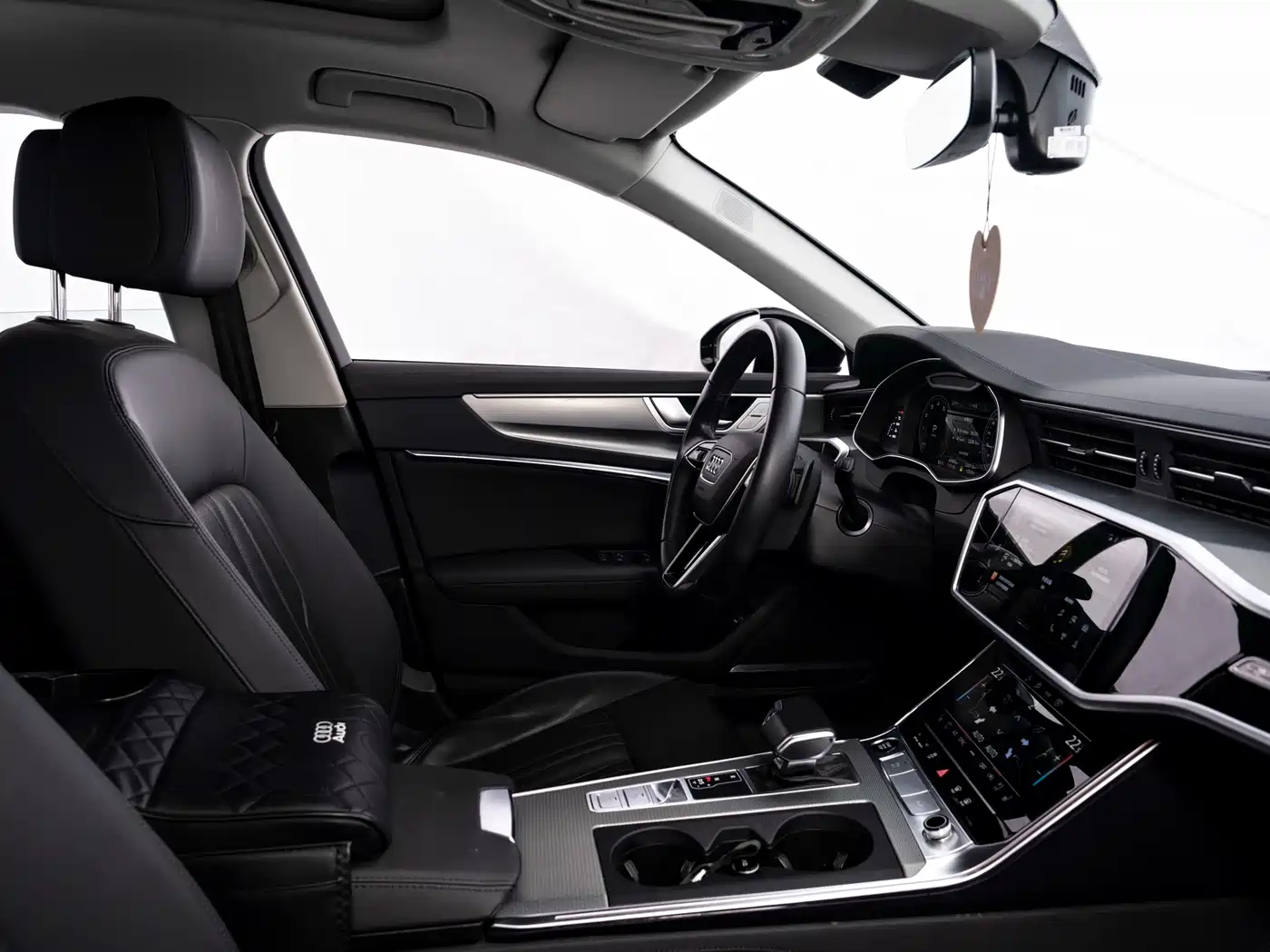 Audi A6 (Import) 2023 Model allroad quattro 55 TFSI Premium Off-road Version фото 29