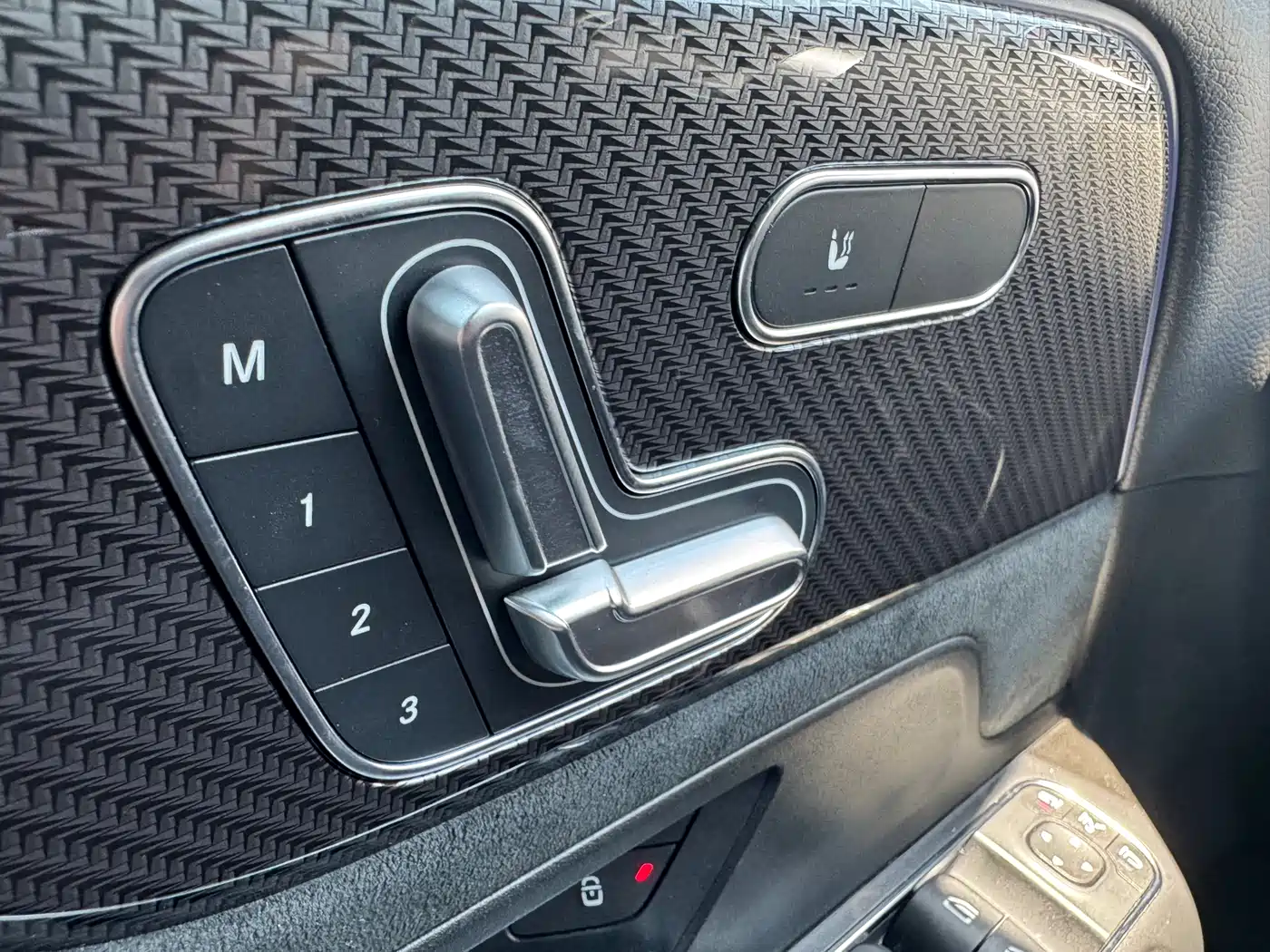 MERCEDES-BENZ GLB AMG