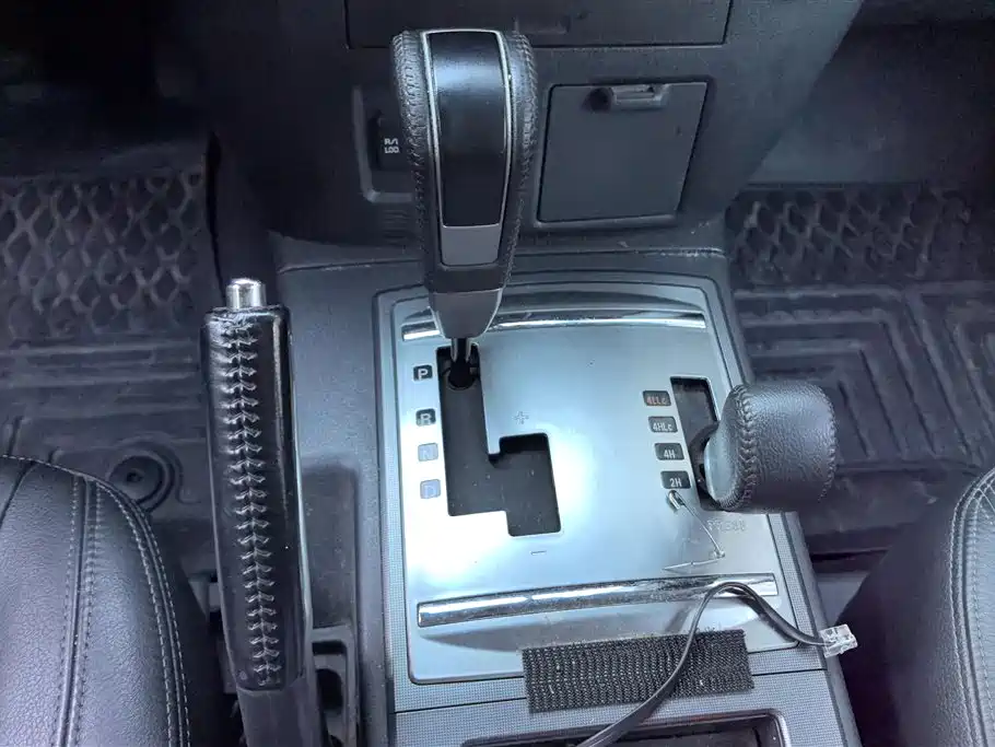Mitsubishi Pajero (Import) 2015 3.0L Automatic Elite Premium Edition China V фото 16