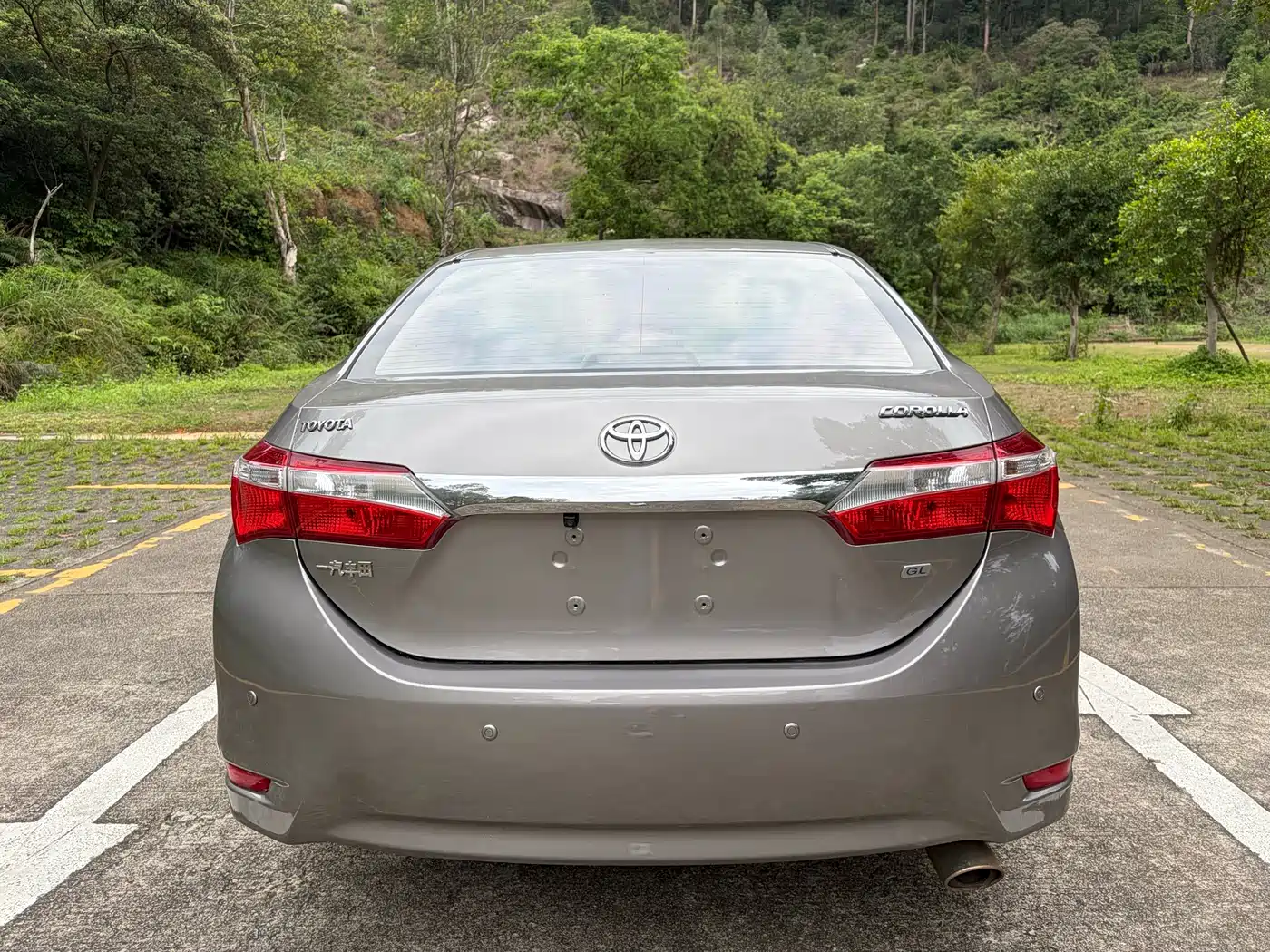 Toyota Corolla 2014 1.6L CVT GL фото 8