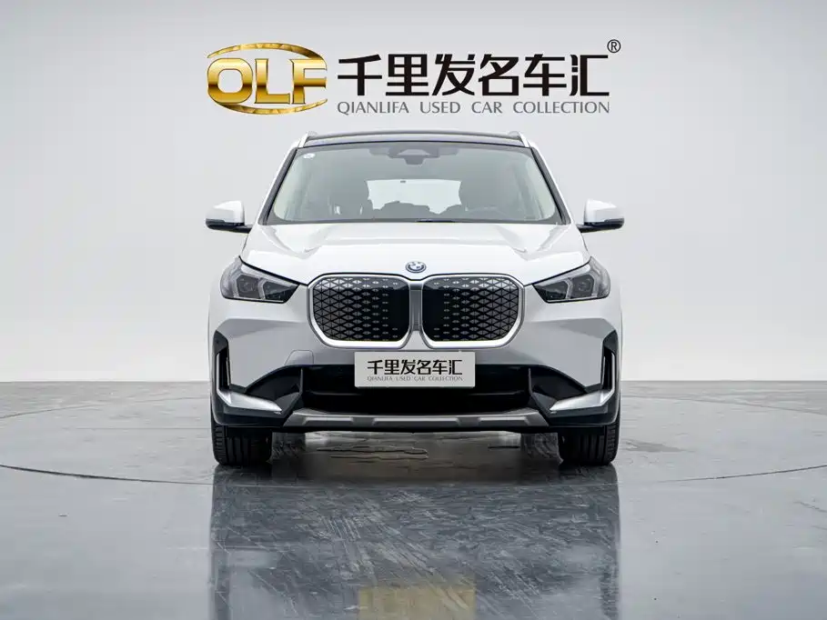 BMW iX1 2026 2026 eDrive25L X Design Package
