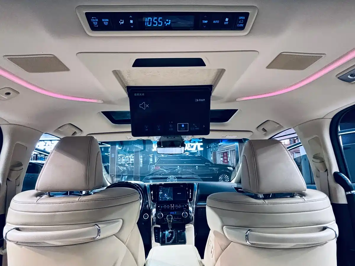 Toyota Alphard 2021 Hybrid 2.5L Premium фото 10