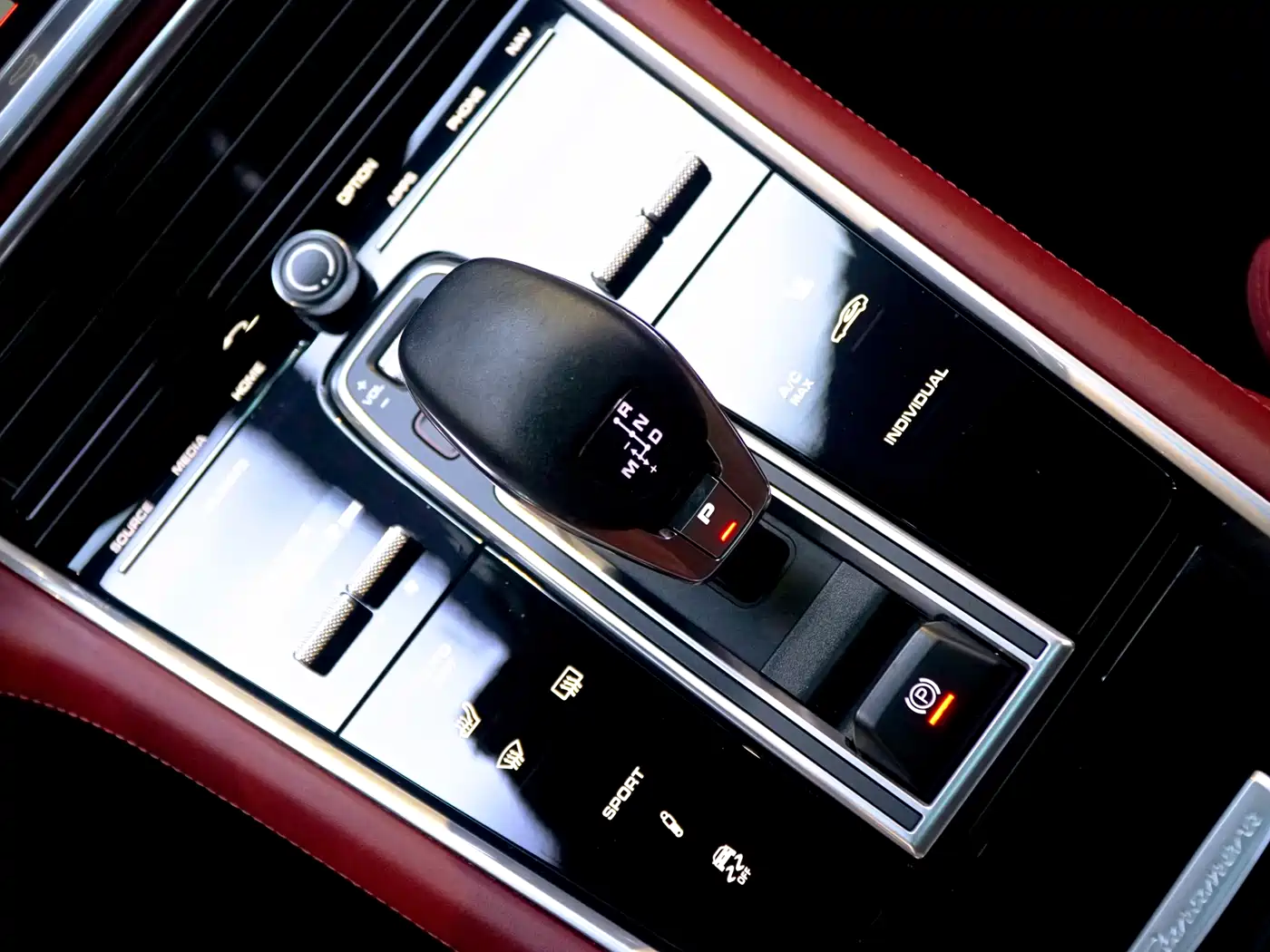 Porsche Panamera 2019 Panamera 4 Sport Turismo 2.9T фото 17