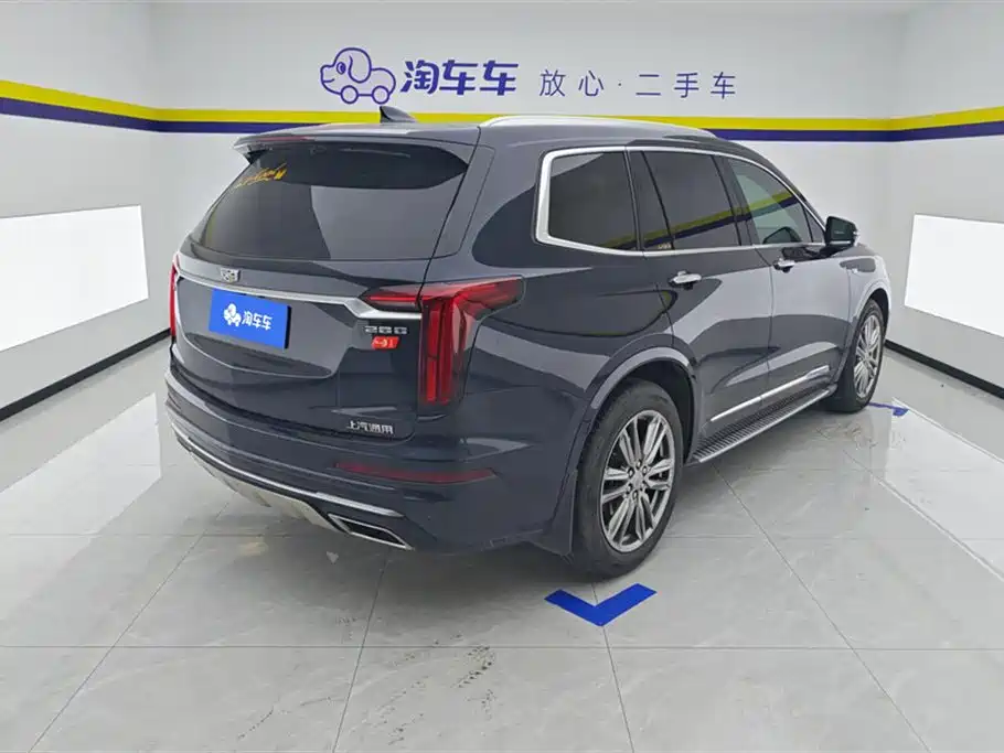 Cadillac XT6 2022 2.0T 7-Seater 2WD Luxury Edition фото 3