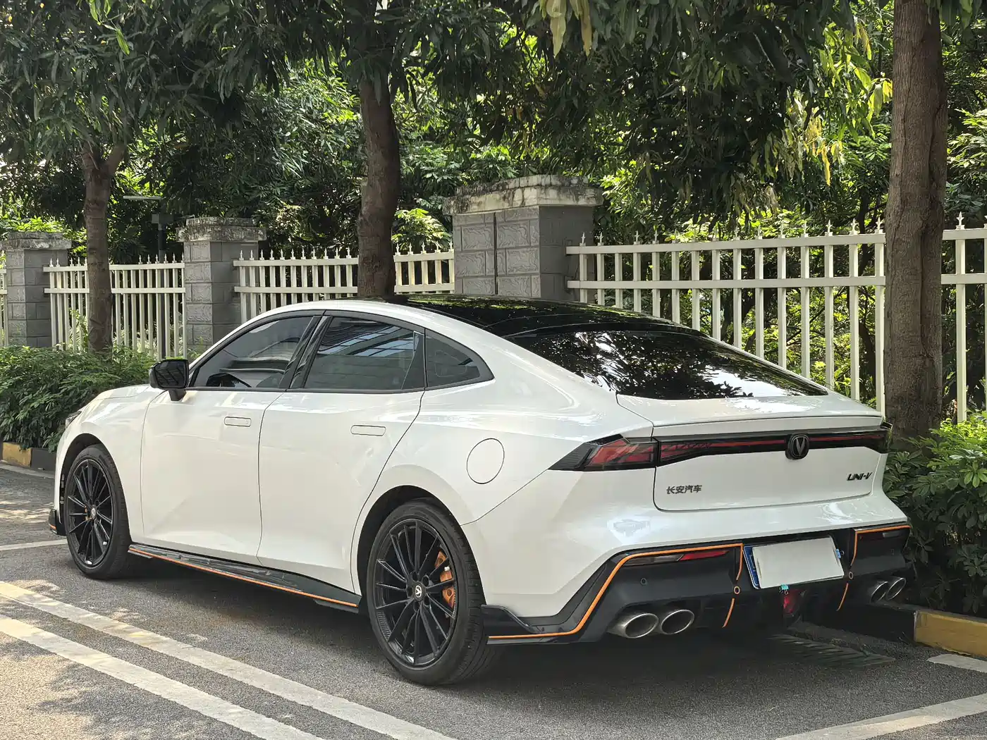 CHANGAN UNI-V