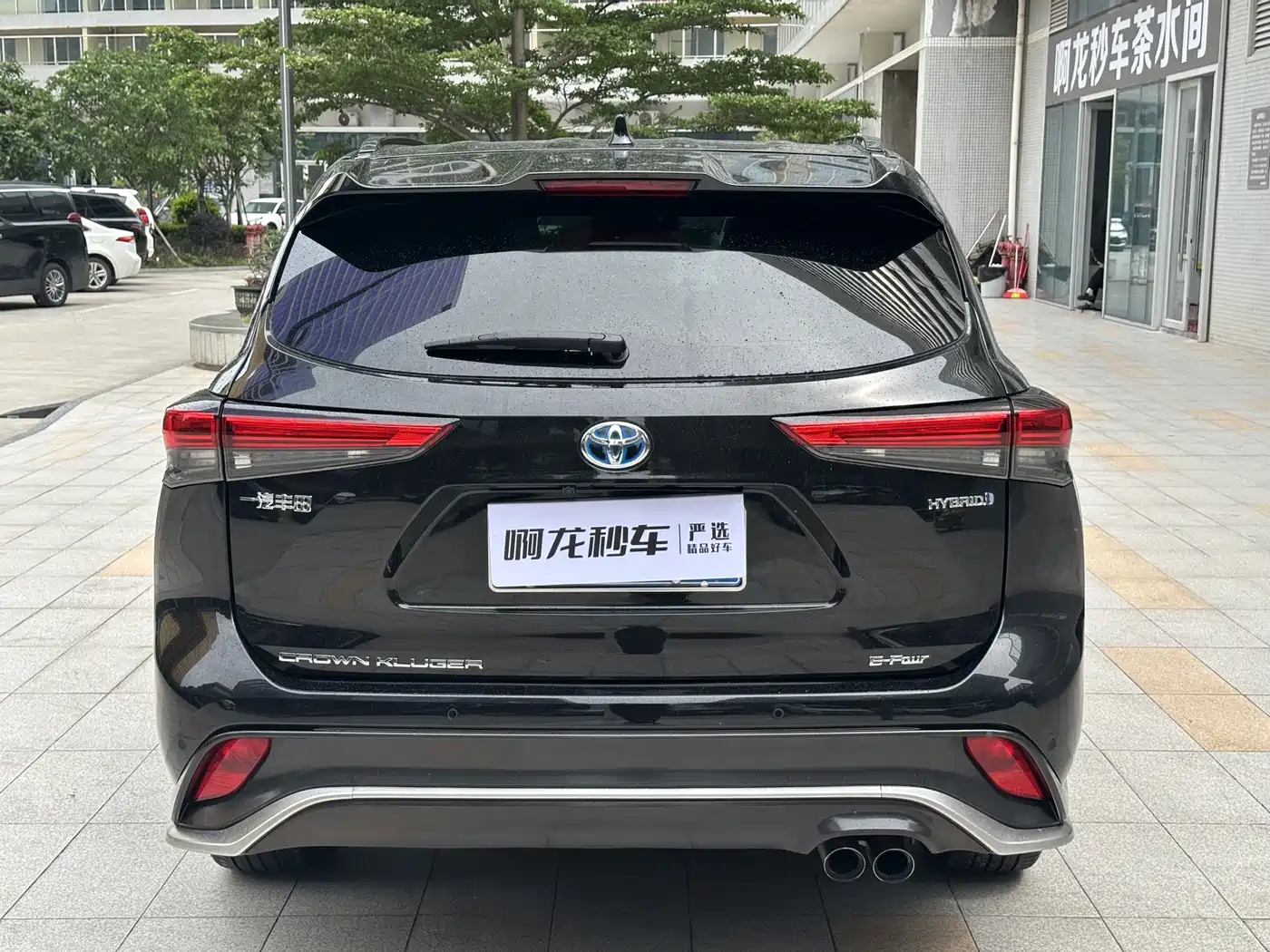 Toyota Crown Kluger 2022 2.5L HEV 4WD Premium Edition фото 4