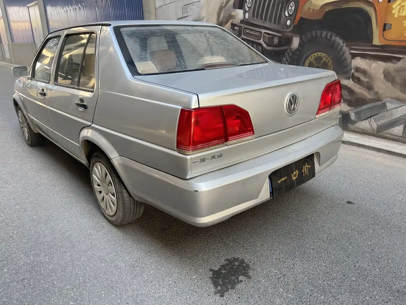 Volkswagen Jetta 2010 1.6L Partner фото 9