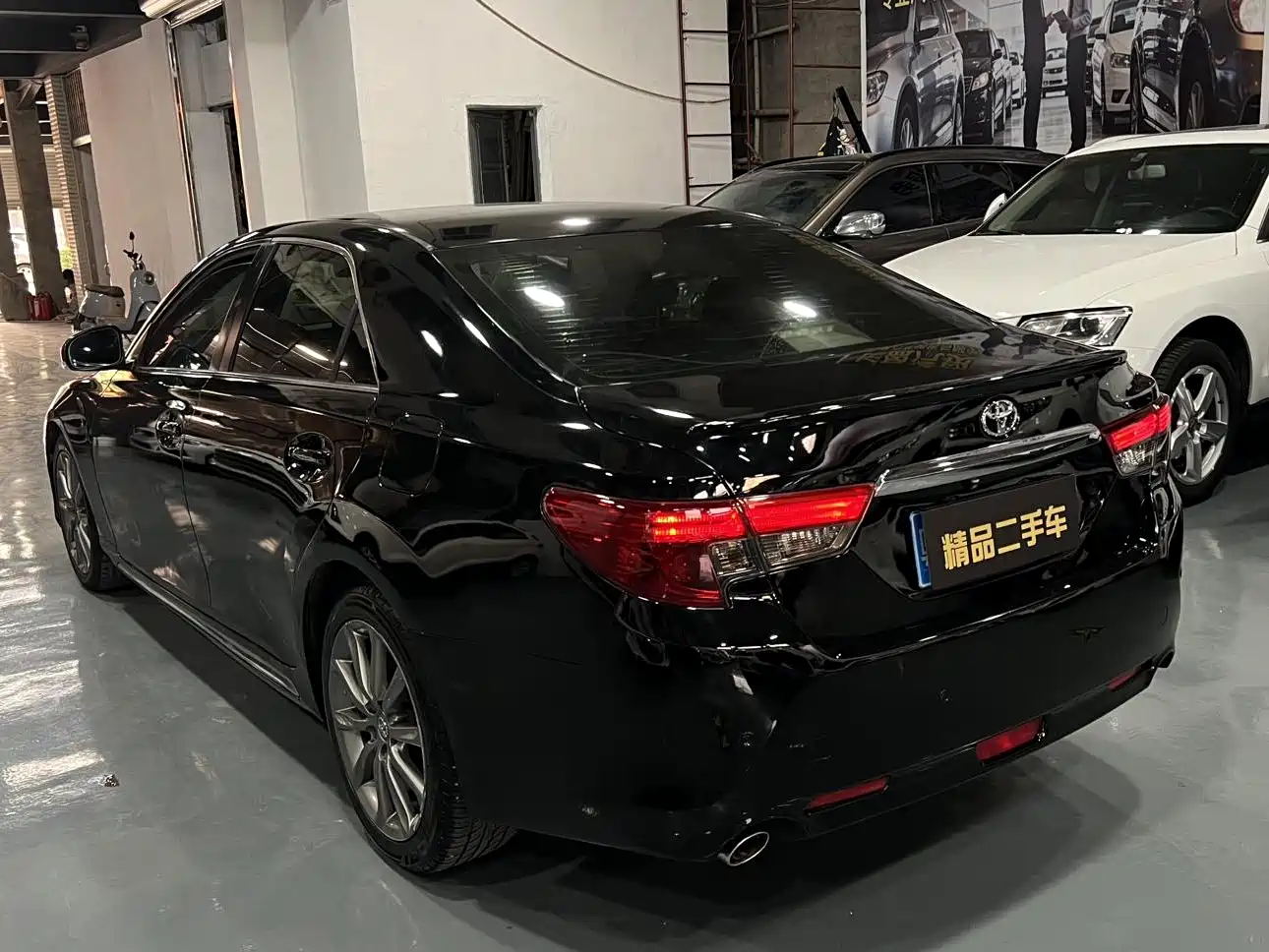 صورة 5 - Toyota Reiz
