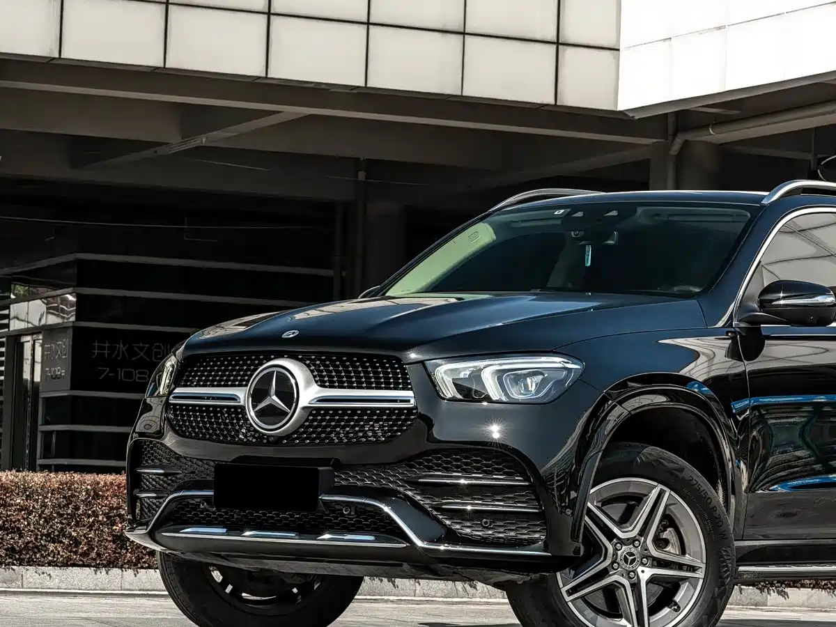 Mercedes-Benz GLE 2021 GLE 450 4MATIC Luxury фото 16