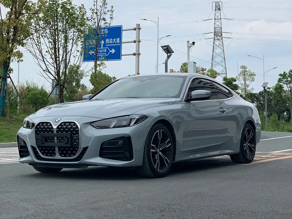 BMW 4-SERIES