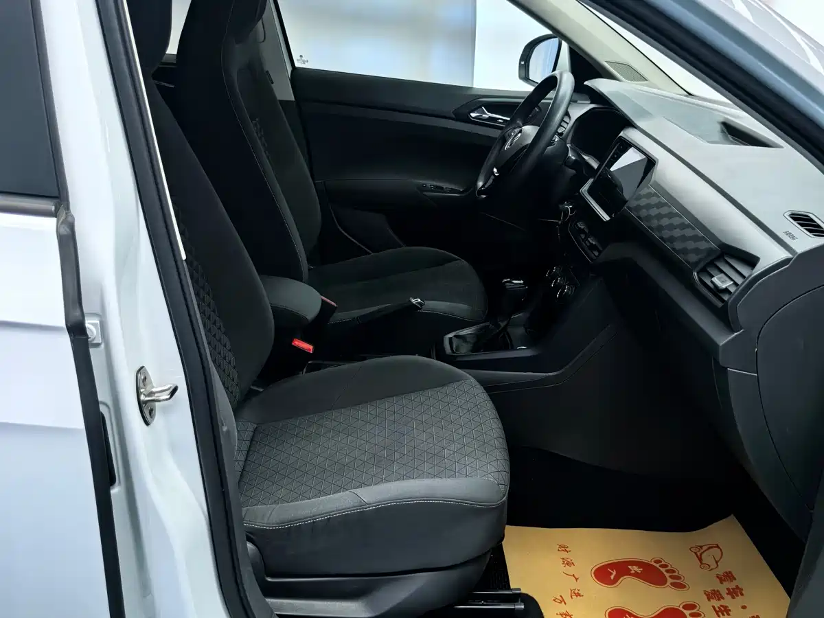 Volkswagen T-Cross 2023 1.5L Automatic Trend Edition фото 18