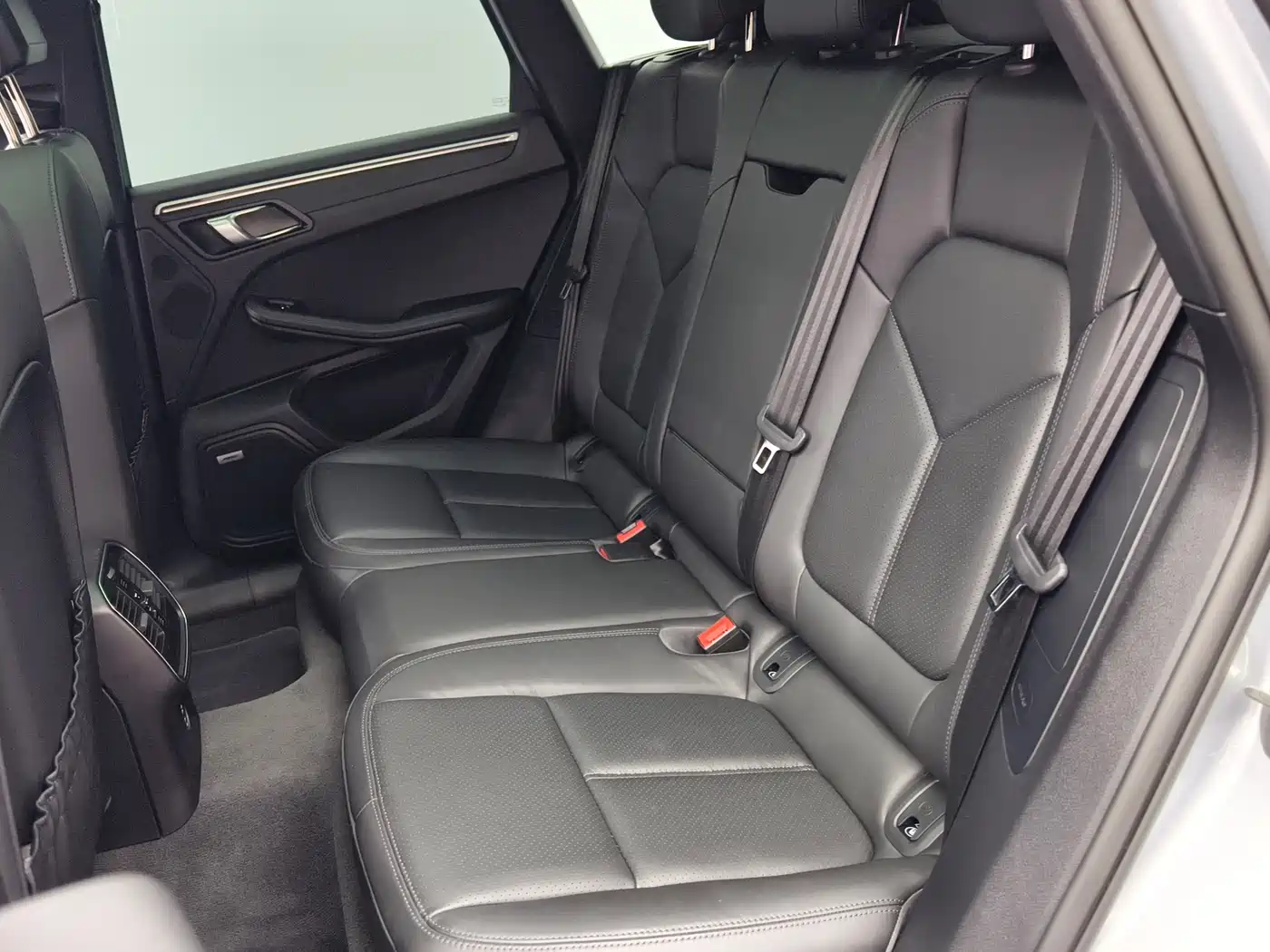 Porsche Macan 2023 Macan 2.0T фото 10