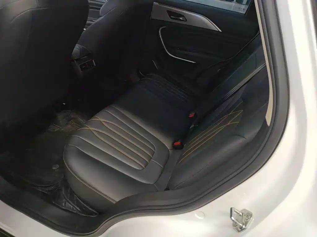 Besturn Bestune T77 2025 2023 1.5T Automatic Luxury