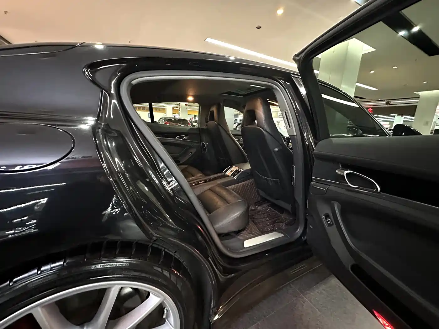 Porsche Panamera 2010 2010 Panamera 3.6L