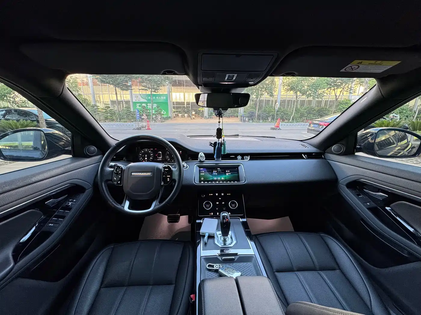 Фото 8 - Land Rover Range Rover Evoque