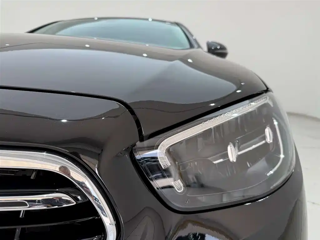 Mercedes-Benz E-Class 2023 Facelift E 300 L Fashion фото 2