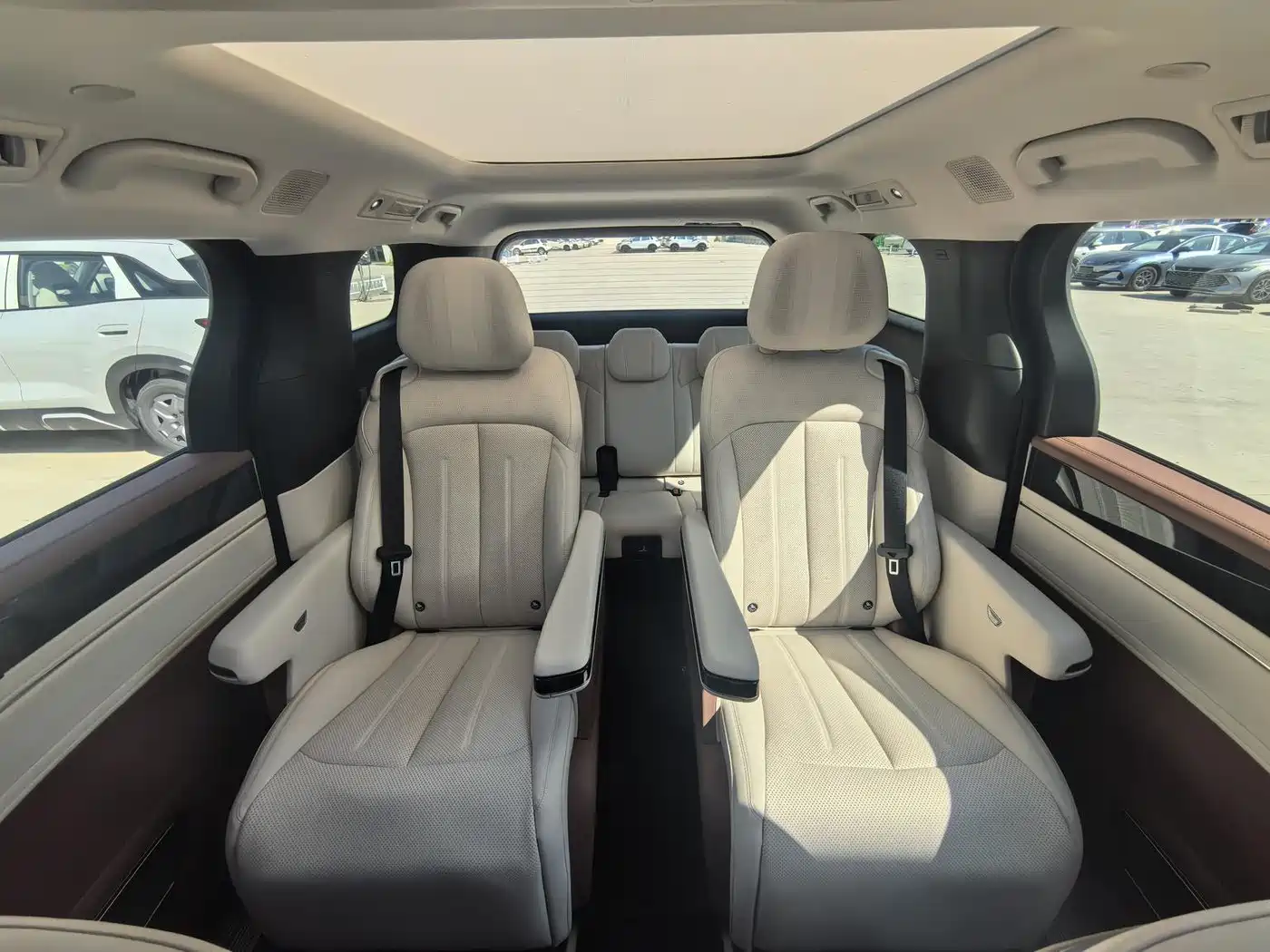 BYD Xia 2025 2025 DM-i 1.5T 180km Excellence