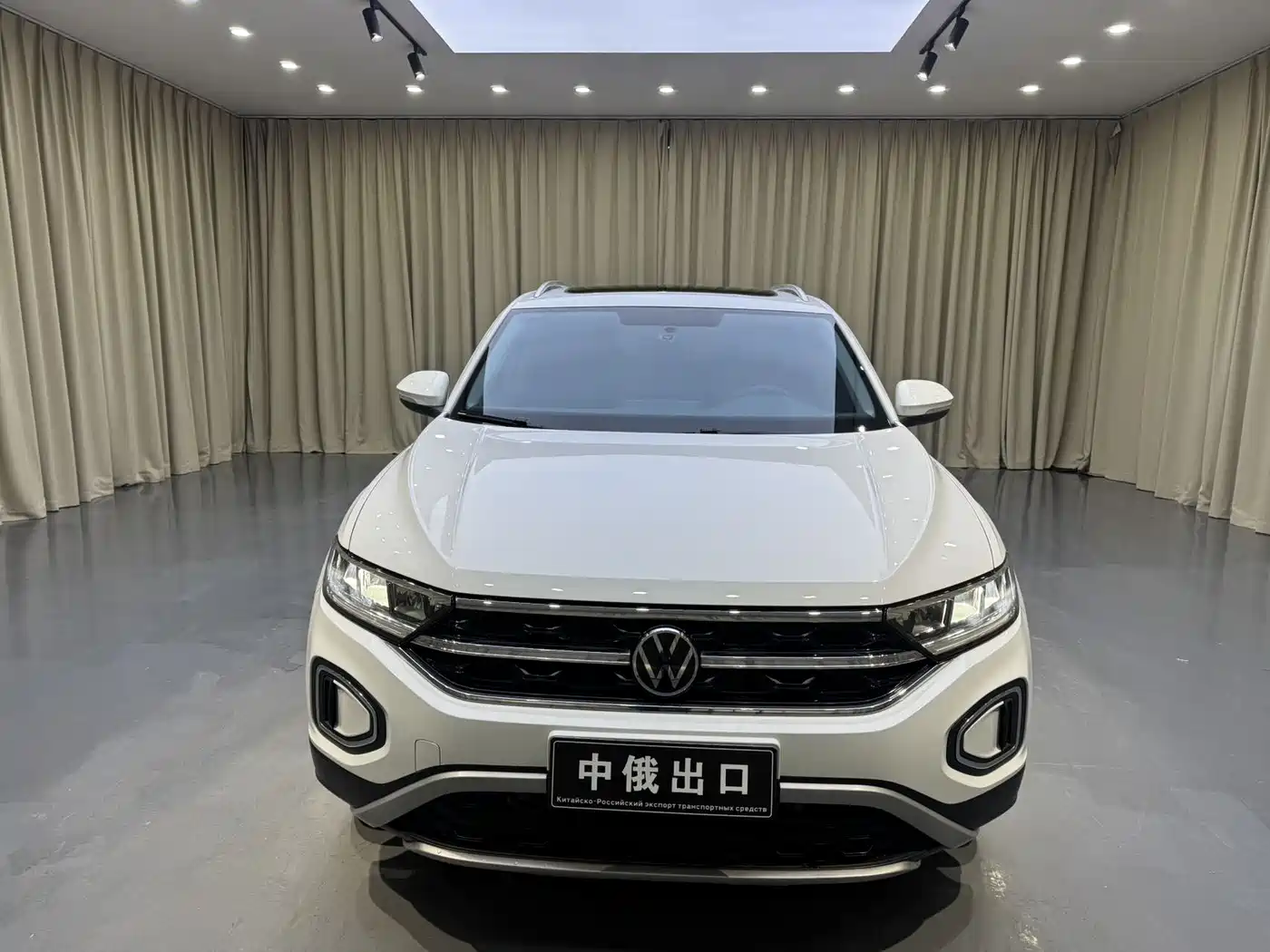 Volkswagen T-ROC 2023 280TSI DSG 2WD Time Edition фото 2