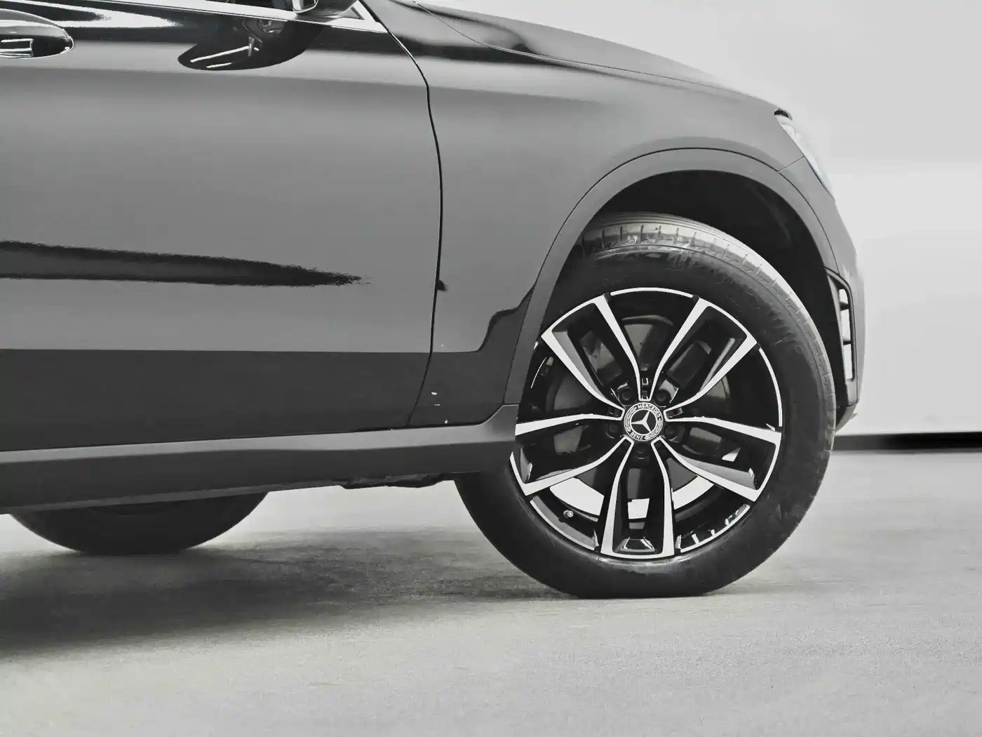 Mercedes-Benz GLC 2022 Model GLC 260 L 4MATIC Luxury Edition фото 6