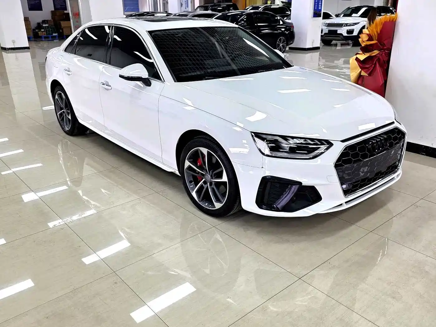 Audi A4L 2021 40 TFSI Premium Life Edition фото 3