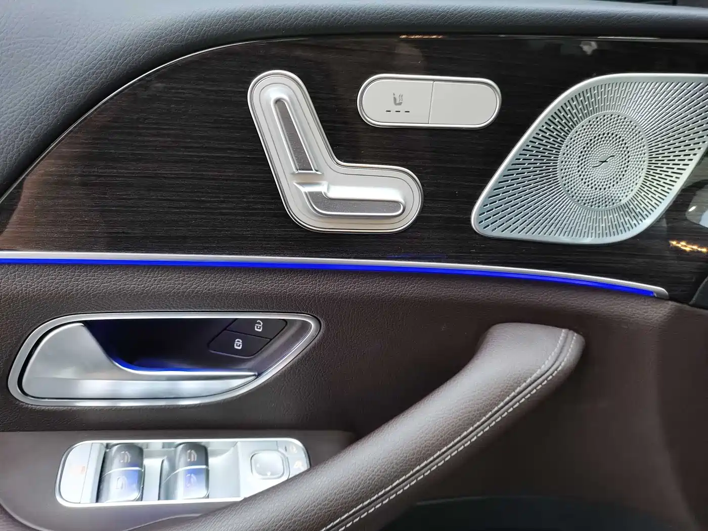 Mercedes-Benz GLE 2023 GLE 350 4MATIC Fashion фото 18