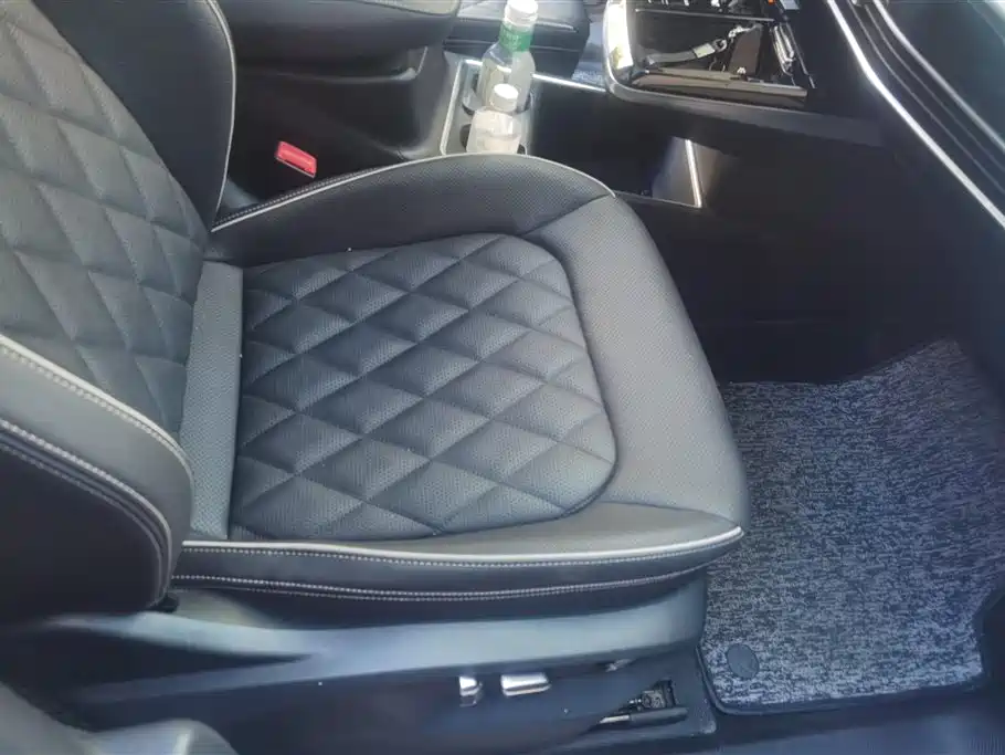 Volkswagen Talagon 2022 530TSI 4WD Flagship Victory Pro Edition 6-seater фото 8