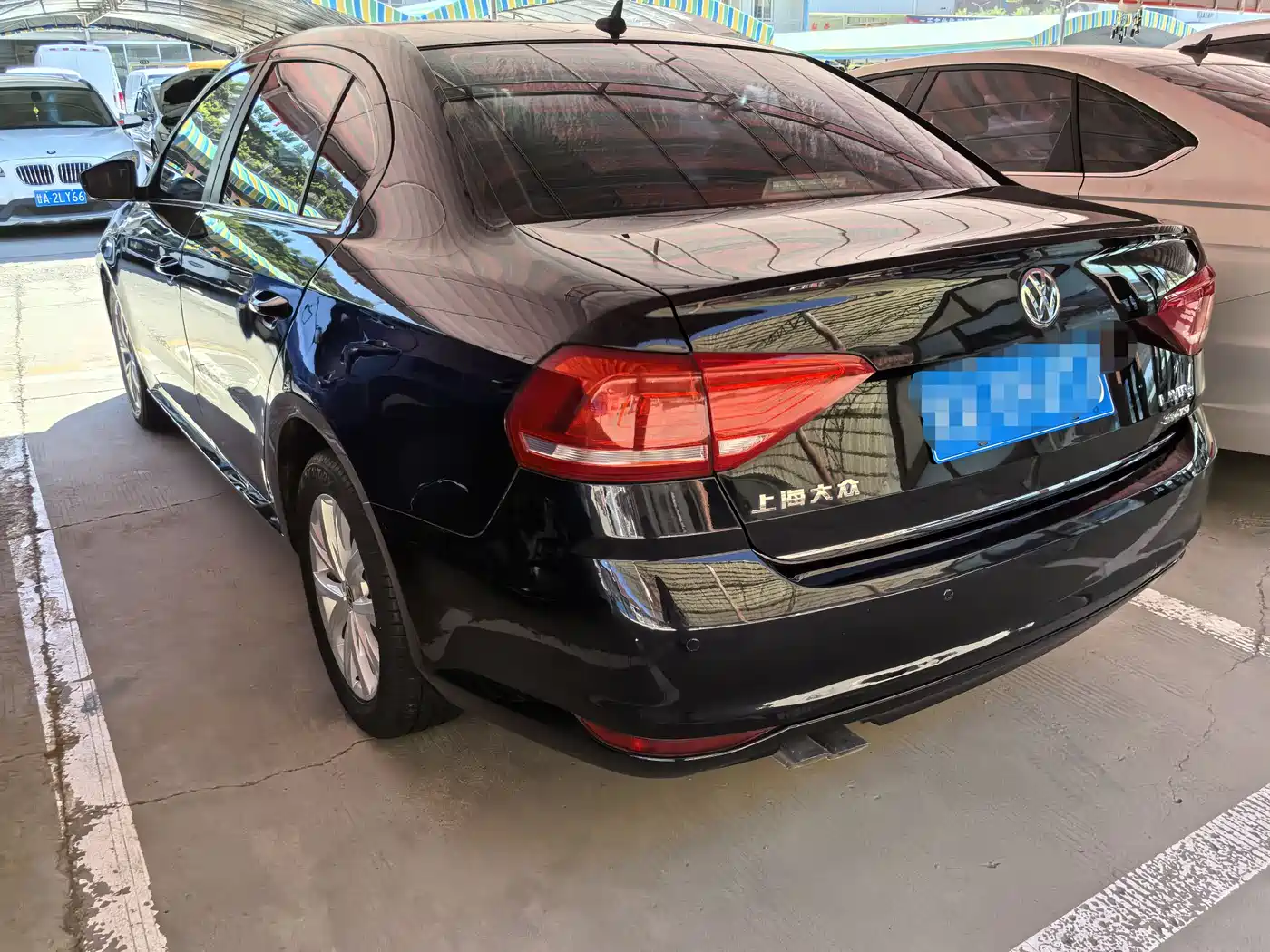 Volkswagen Lavida 2015 230TSI DSG Comfort Edition фото 4