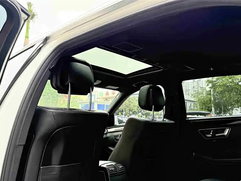 Mercedes-Benz E-Class 2015 E 260 L Sport фото 13
