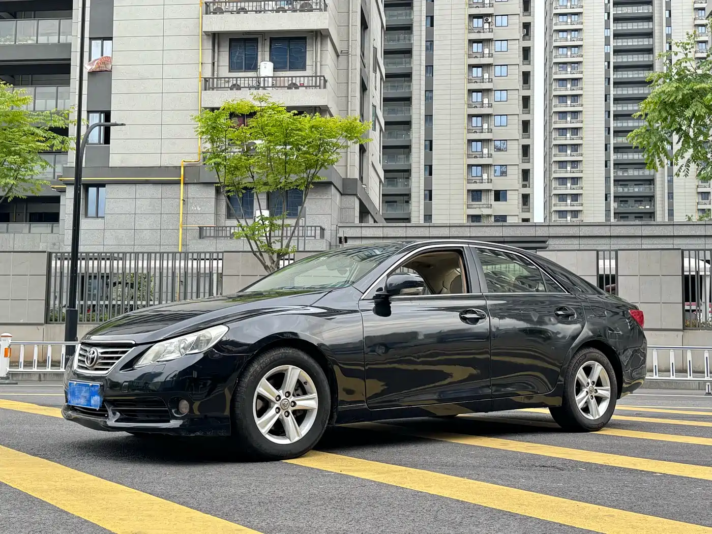 Toyota Reiz 2010 2.5V Style Elite Edition фото 2