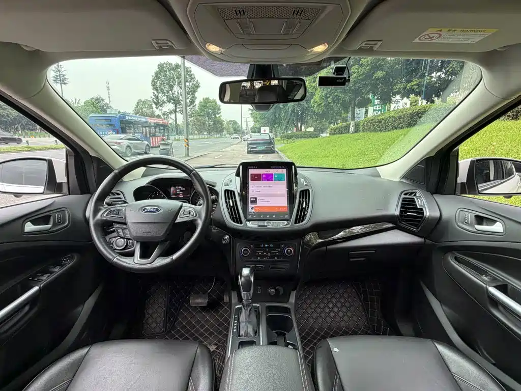 Ford Kuga 2019 2019 EcoBoost 180 FWD Luxury Edition China V