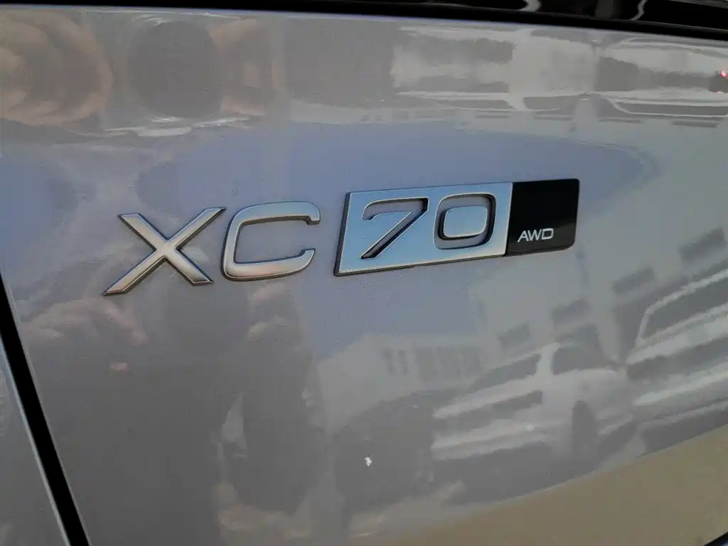 Volvo XC70 Plug-in Hybrid 2026 2026 AWD Extended Range Core