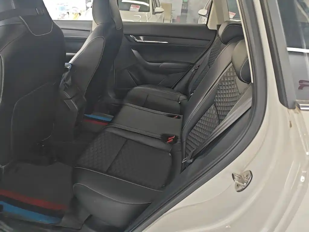 SKODA KOMICK