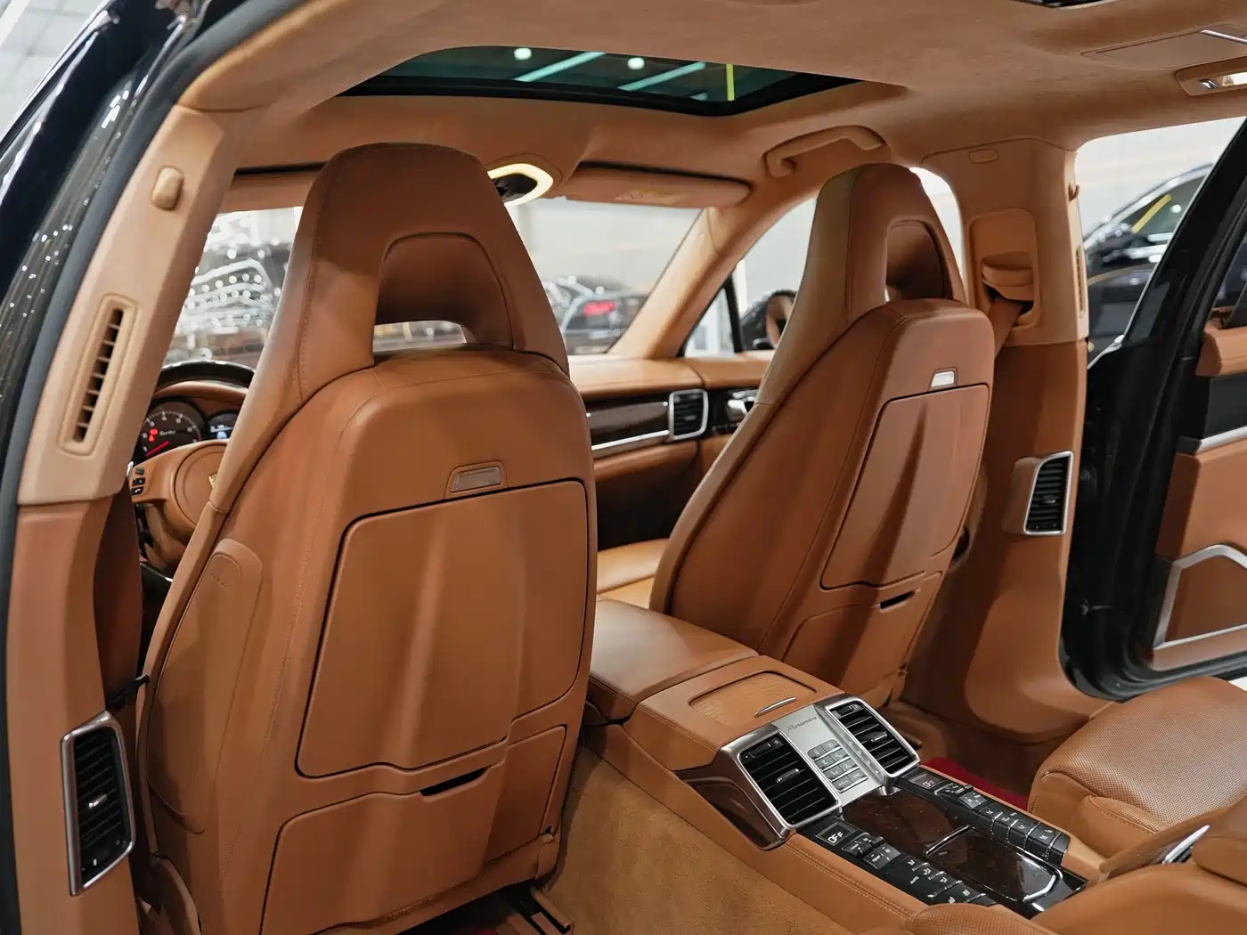 Porsche Panamera 2014 Panamera Turbo Executive 4.8T фото 31