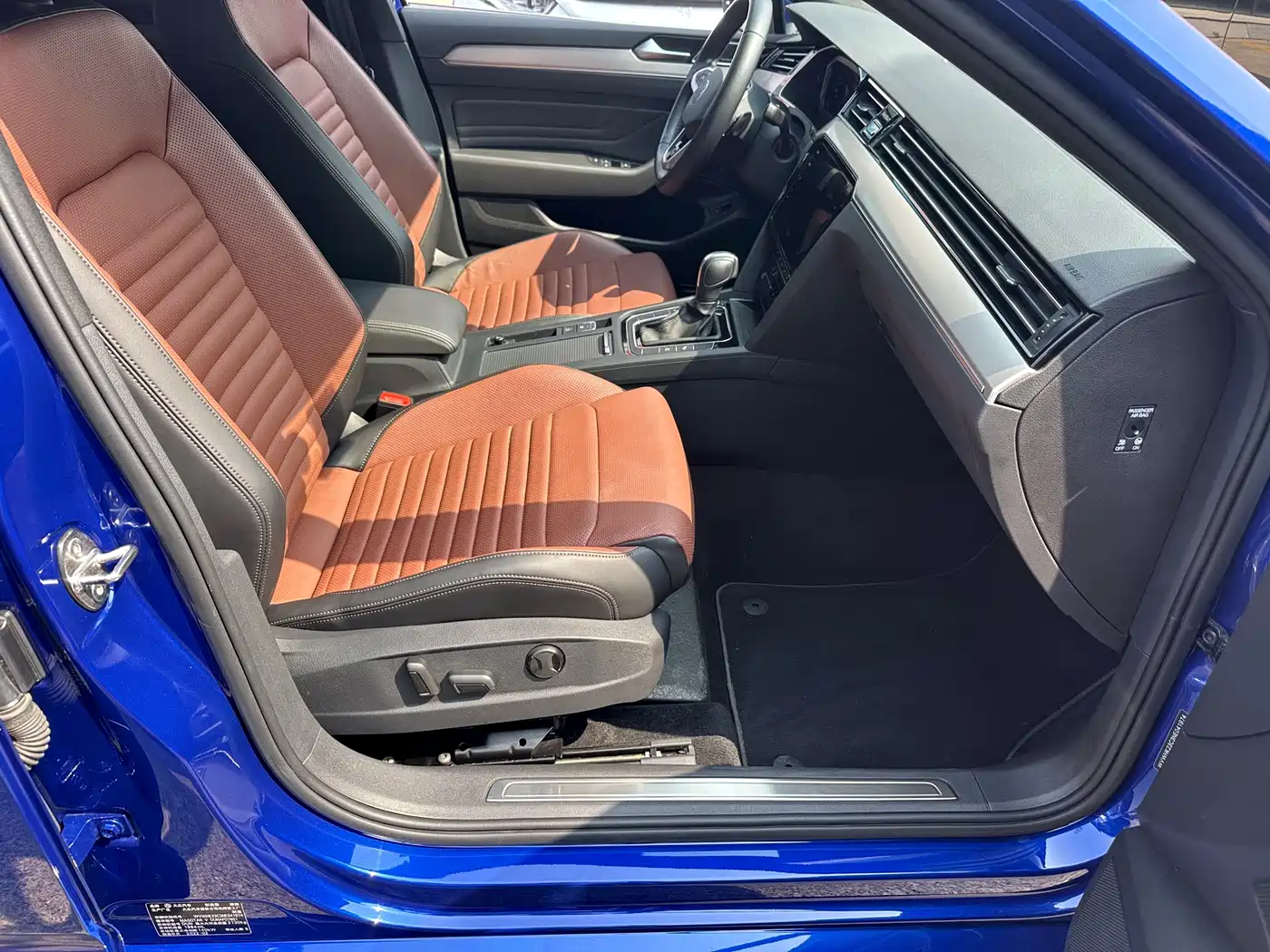 Volkswagen Weilan 2021 2.0T Touring фото 6