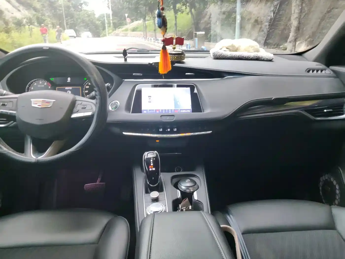 Фото 13 - Cadillac XT4