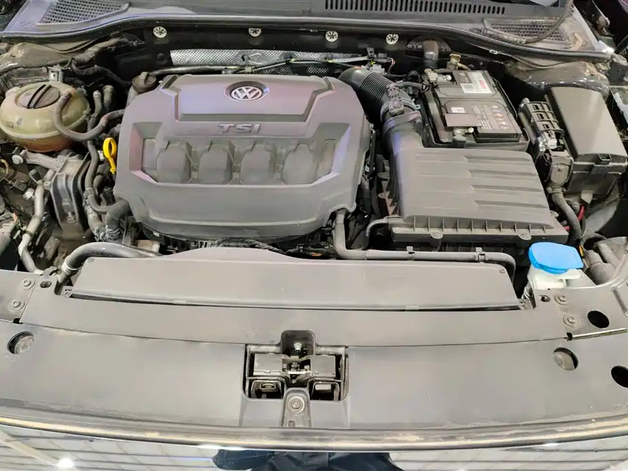 Volkswagen Passat 2020 330TSI Luxury Edition China VI фото 10