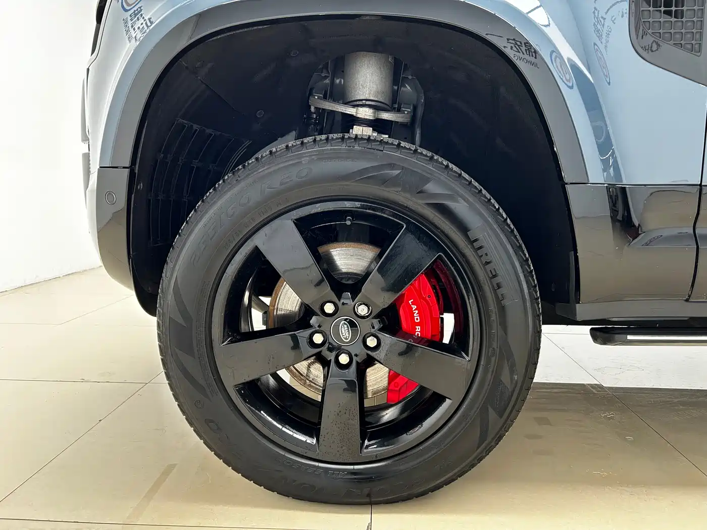 Land Rover Defender 2024 110 3.0T P400 X-DYNAMIC HSE фото 21