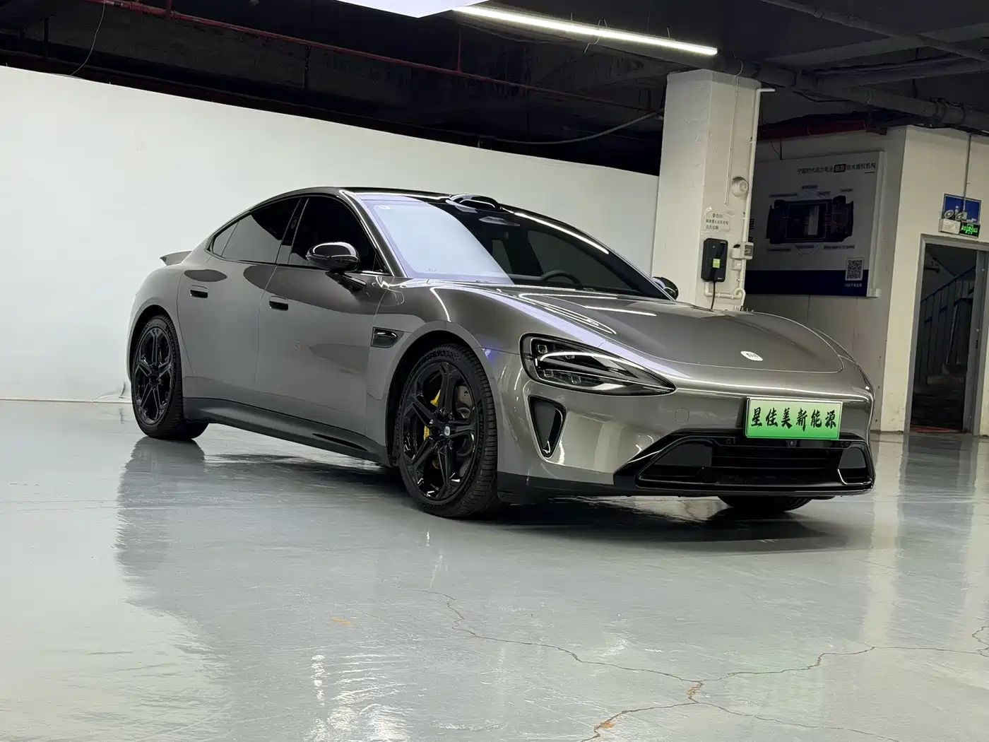 XIAOMI CAR XIAOMI SU7