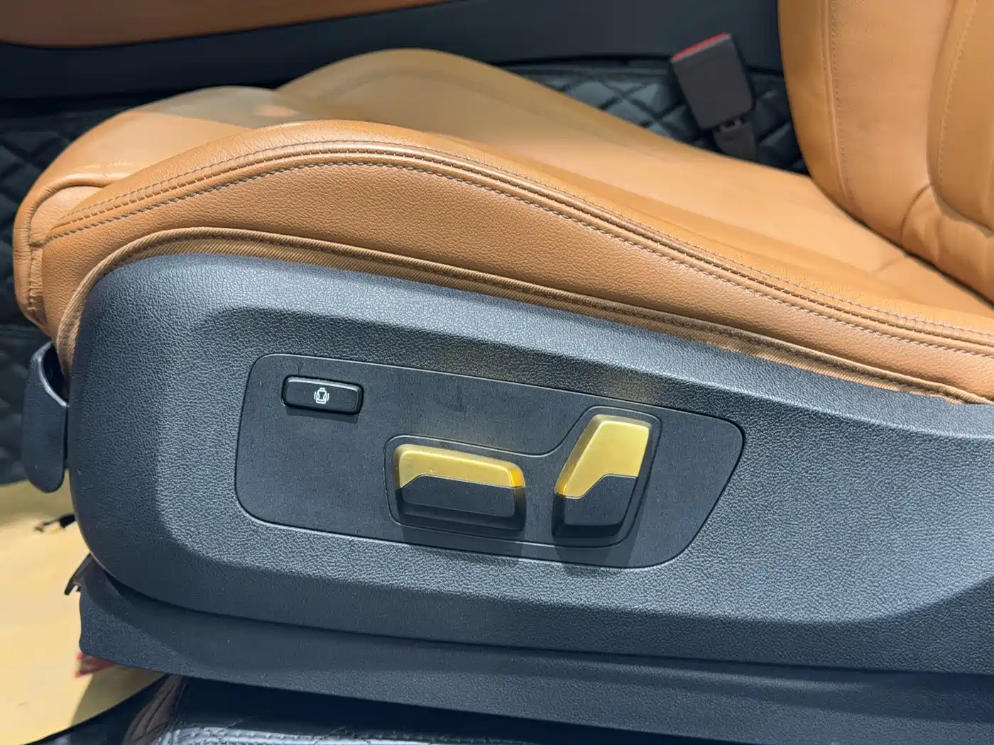 BMW X5 (Import) 2019 xDrive40i M Sport Package фото 16