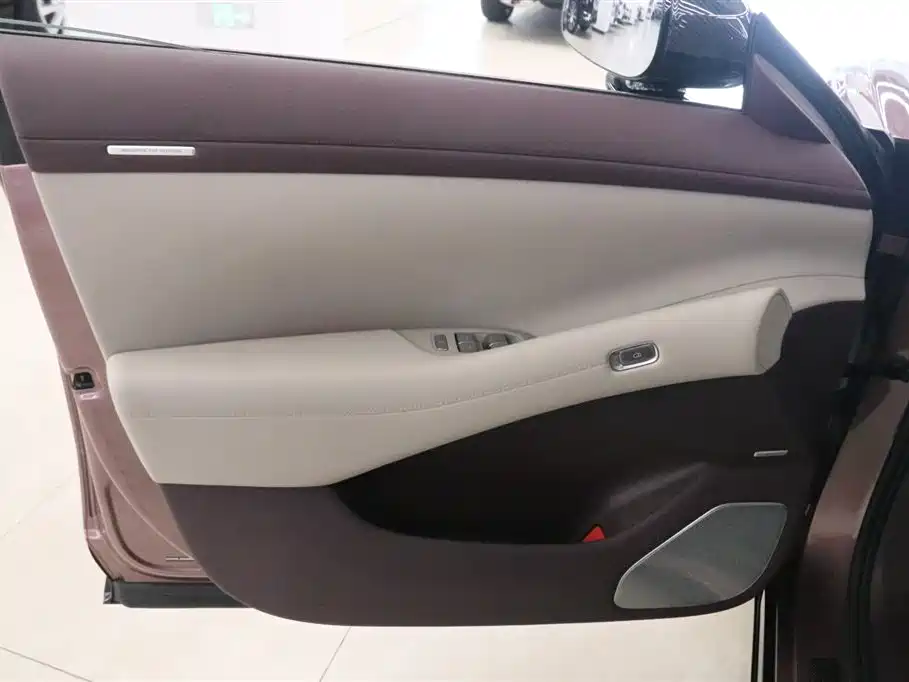 Xiaomi Auto Xiaomi YU7 2025 Ultra Long Range High Performance AWD Max Edition фото 17