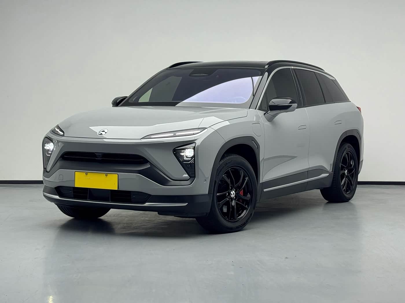 NIO ES6