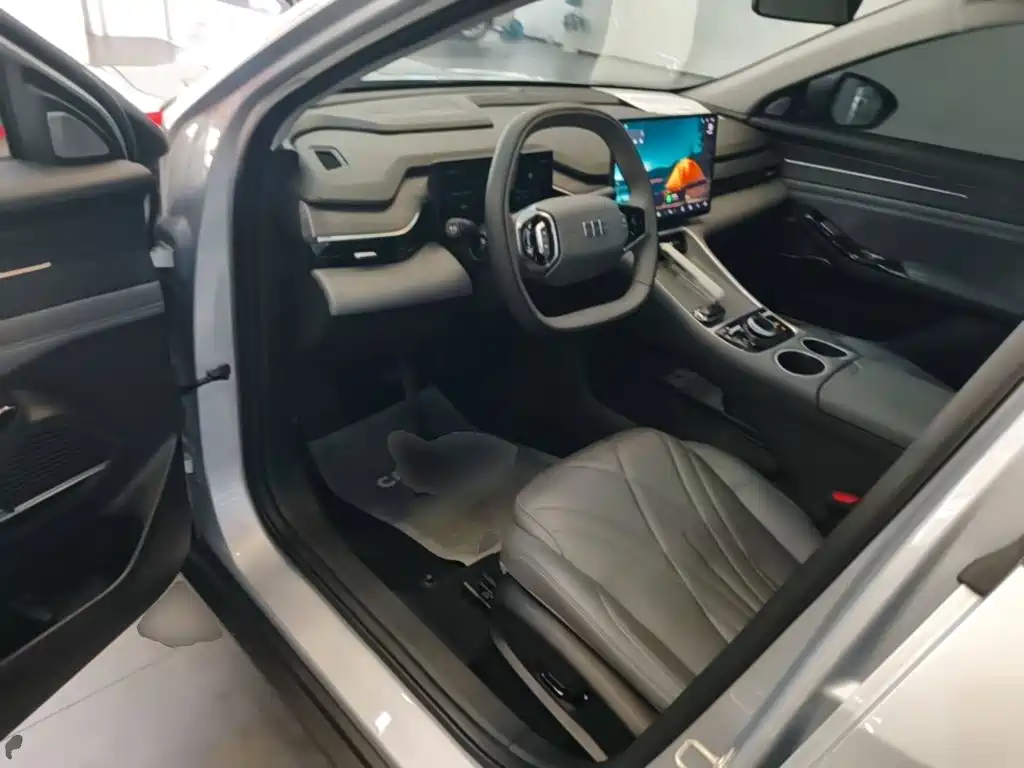 Geely Galaxy Galaxy L6 2025 2025 EM-i 60km Explorer Edition