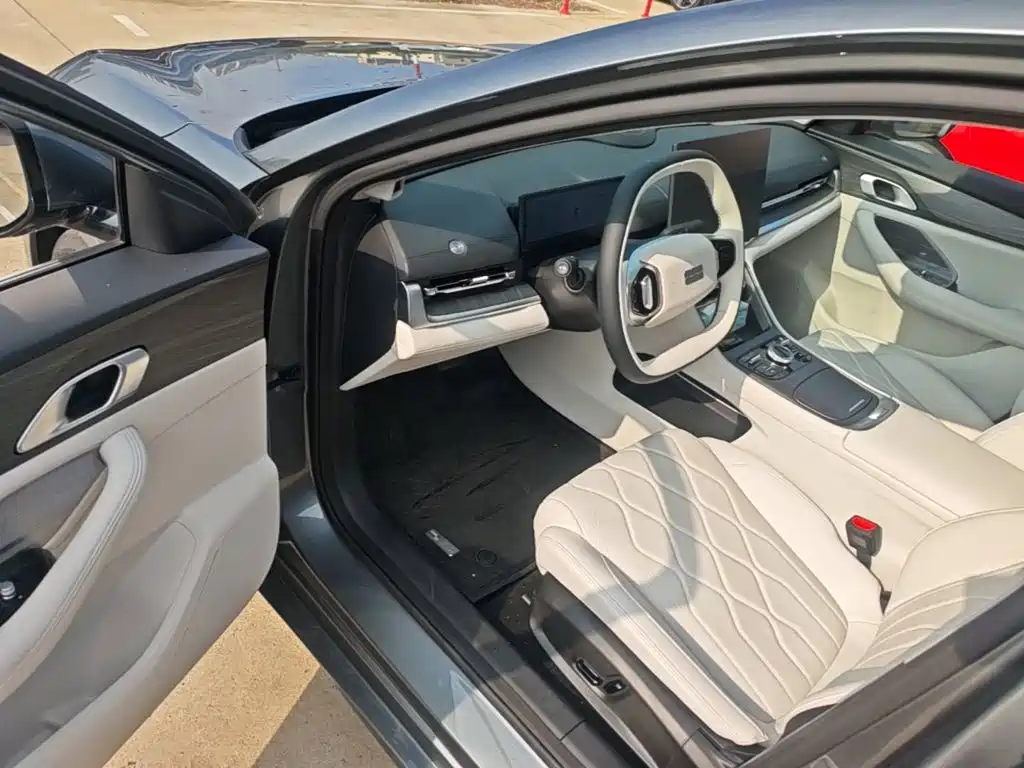 Geely Galaxy Galaxy A7 2026 2025 EM-i