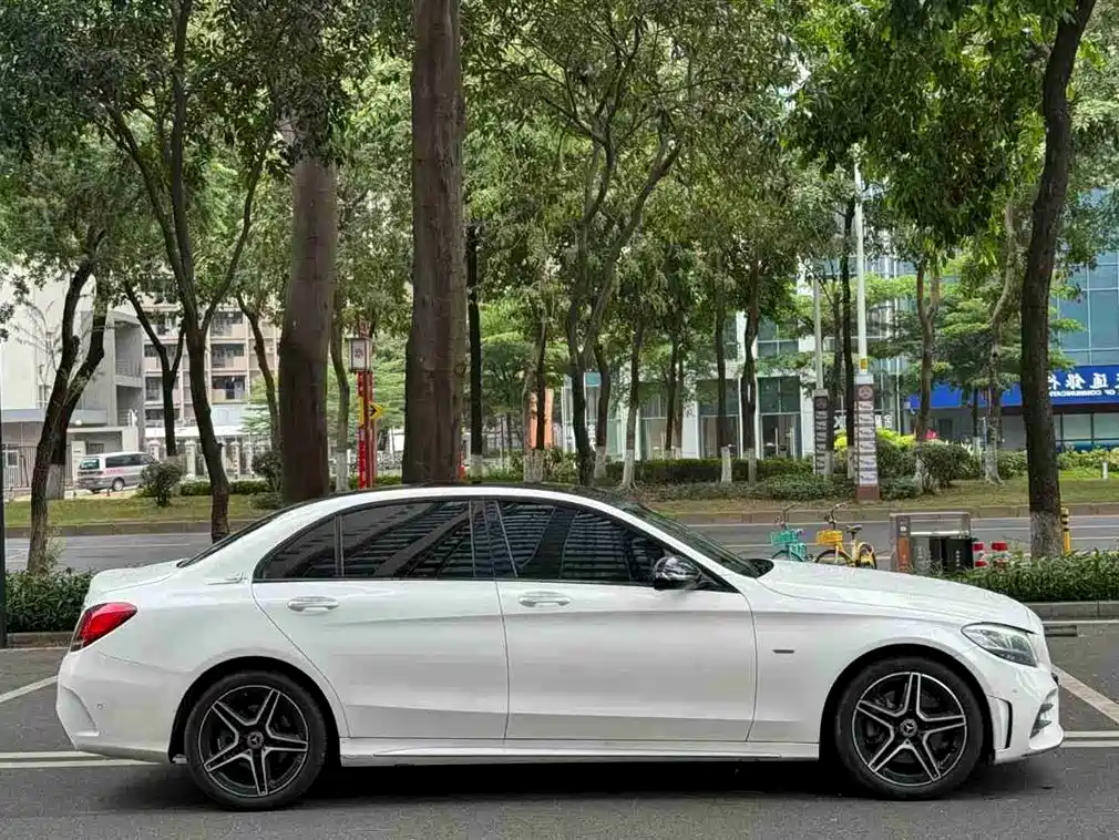 Mercedes-Benz C-Class 2021 C 260 L Sport Starry Exclusive Edition фото 4