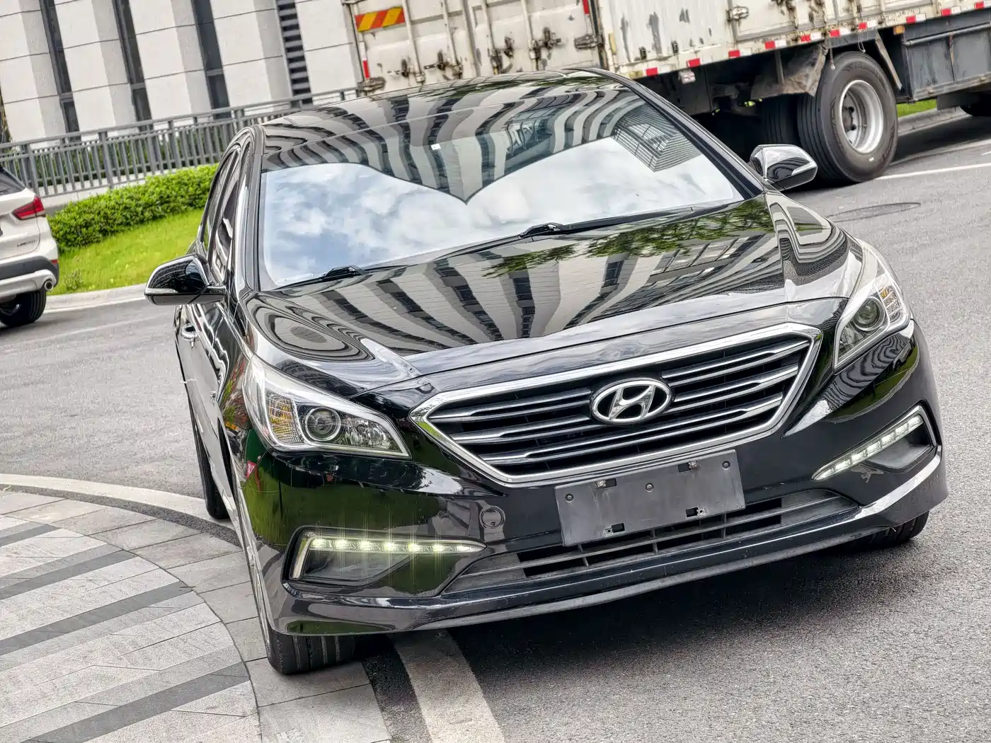 Hyundai Sonata 2015 1.6T GLS Smart фото 7