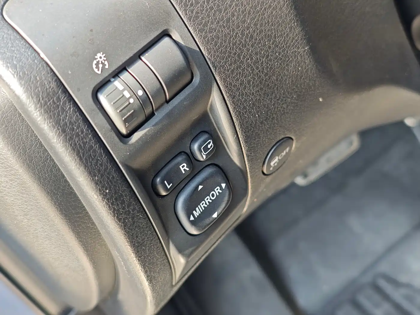 Subaru Forester 2011 2.5XS Automatic Luxury Navigation Edition фото 16