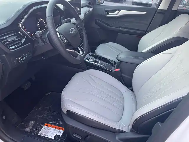 Ford Escape 2024 Model EcoBoost 245 2WD Premium Edition — фото 4