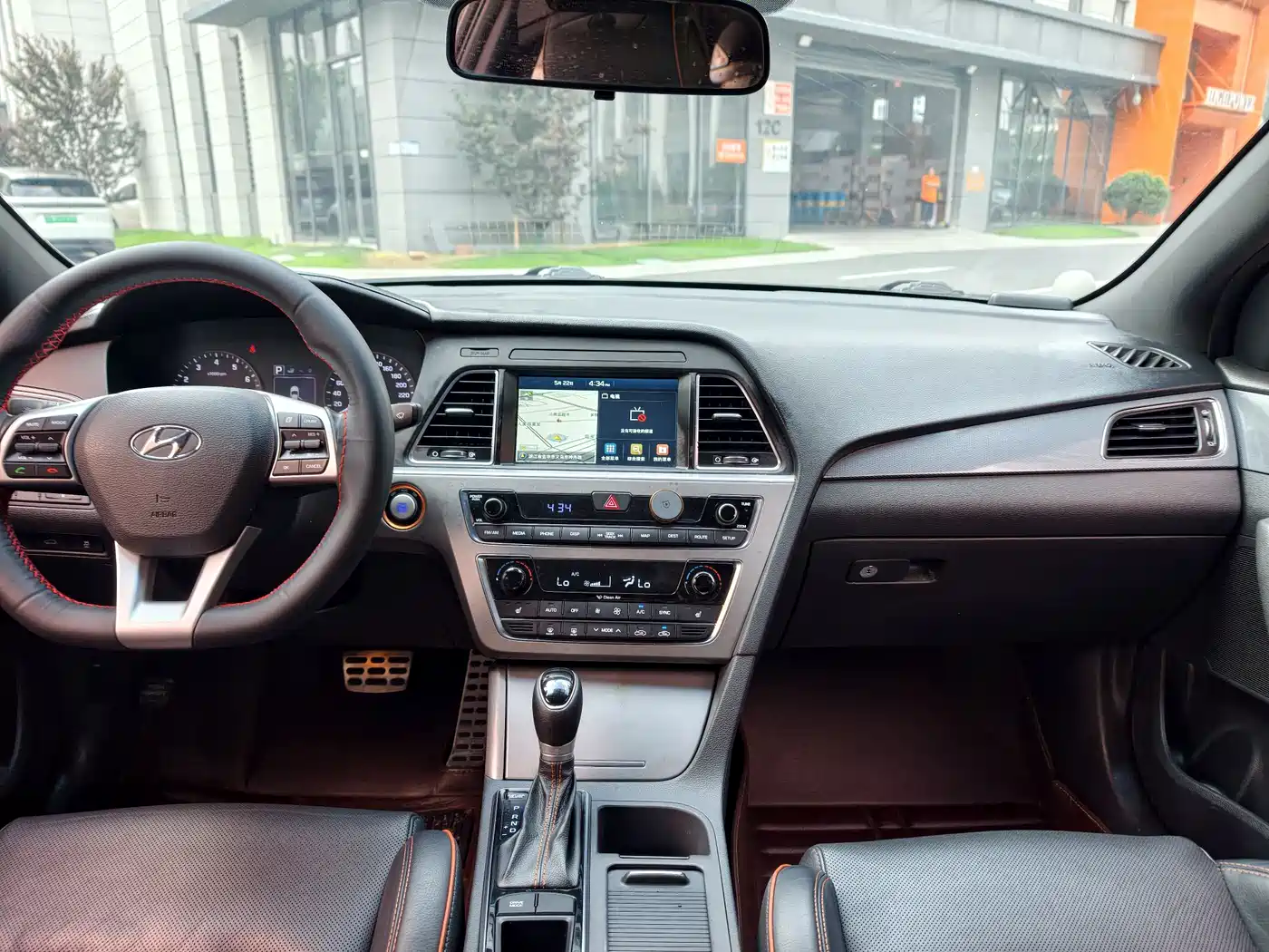Hyundai Sonata 2015 1.6T GLS Smart фото 15