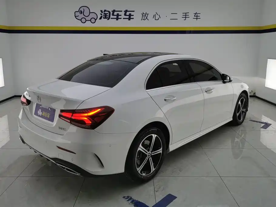 Mercedes-Benz A-Class 2022 Facelift II A 200 L Sport Sedan Fashion фото 3