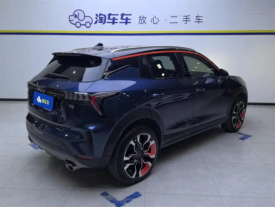 Lynk & Co 06 2020 1.5T Halo фото 3